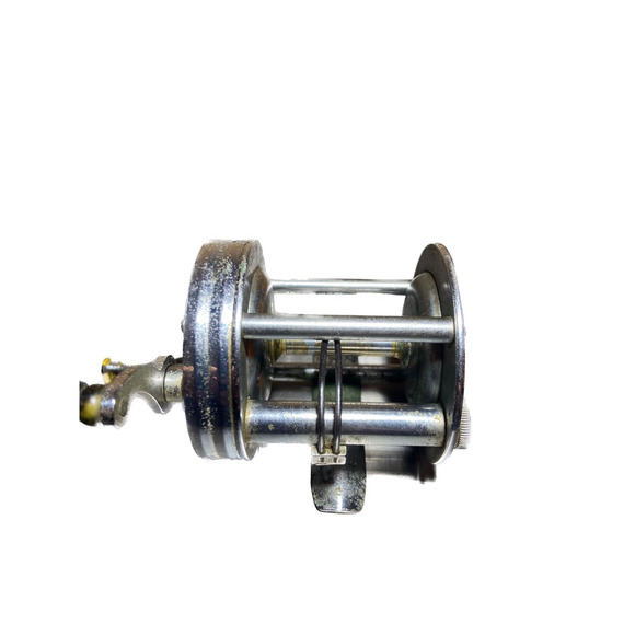 Vintage Shakespeare Criterion 1960 Model NE Right Handed Bait Casting Reel - Picture 4 of 6